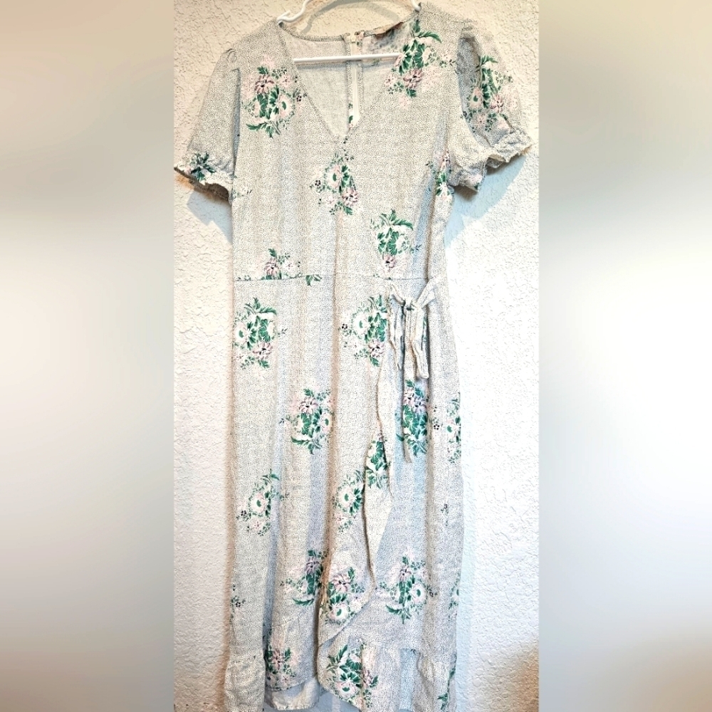 Loft Midi Short Sleeve Wrap Floral Dress Linen Blend Size 12 - Picture 2 of 4
